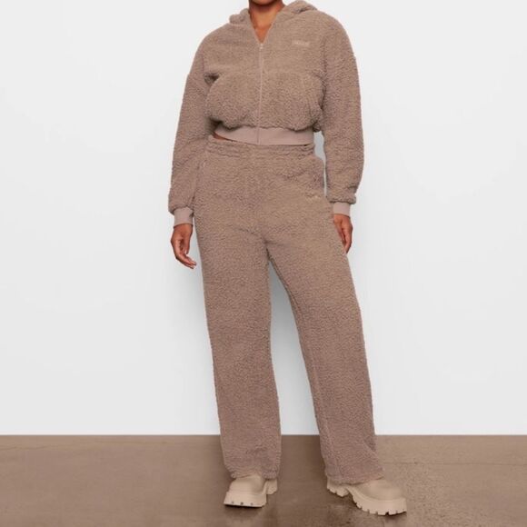 Skims Teddy Track Pant - Desert - 4x - Picture 6 of 6